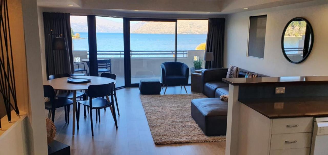 Lakefront Apartments,18 Lake Esplanade Road Квинстаун Экстерьер фото